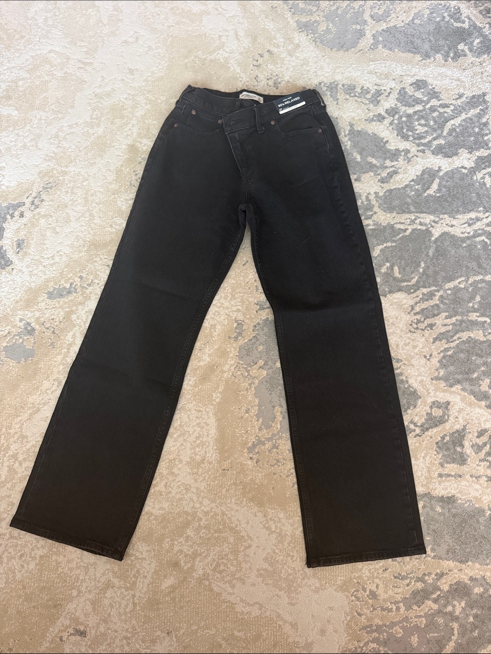Women’s Abercrombie 90’s Relaxed High Rise Jean-Curve love